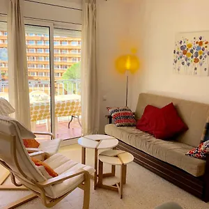 apartamentos-aquarium-150-metros-playa.topcostabravahotels.com/